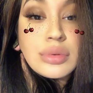 Meet your Posher, Brandy